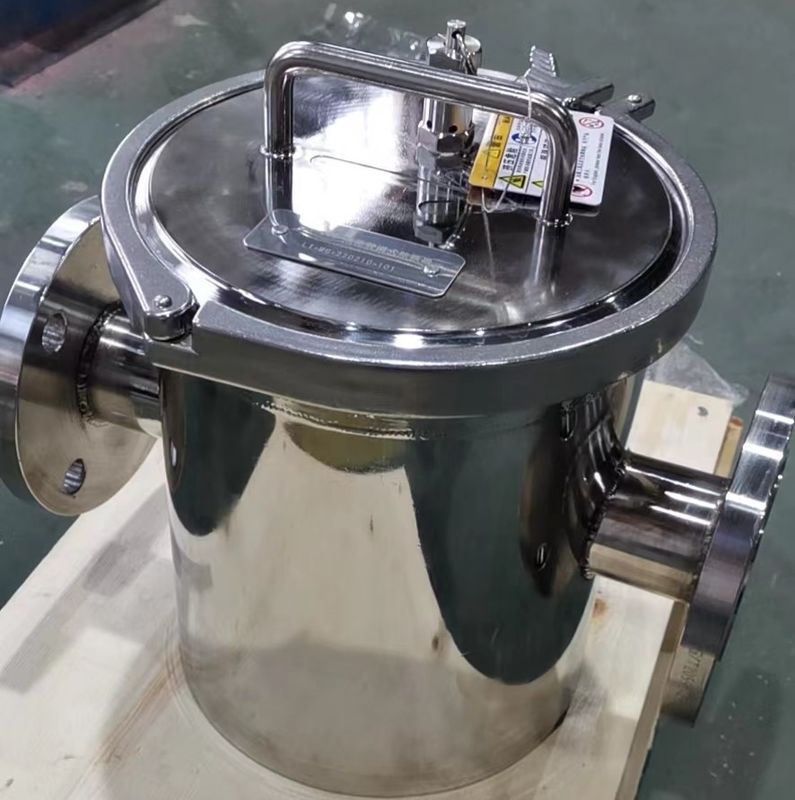 Rurociąg płynny Typ Separator stały magnes Żelazny Separator Maszyna 304SS 316SS Ti Shell