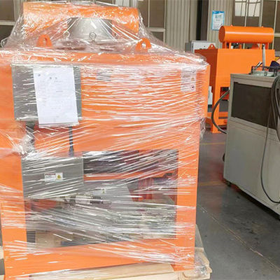 Wielofunkcyjny separator magnetyczny do osadów dla przemysłu szklanych i ceramicznego - inteligentne sterowanie magnetyczne PLC, regulowalne pole magnetyczne, szybkość usuwania zanieczyszczeń żelaza do 98,5%